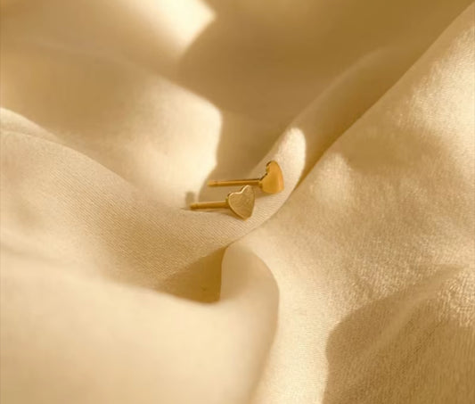 14K Gold Filled Love Heart Dainty Stud Earrings