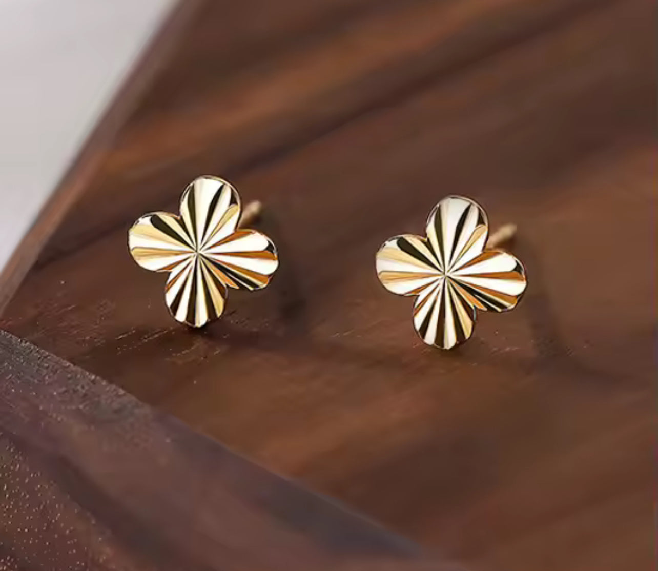 Sterling Silver / Gold Flower Style Stud Earrings