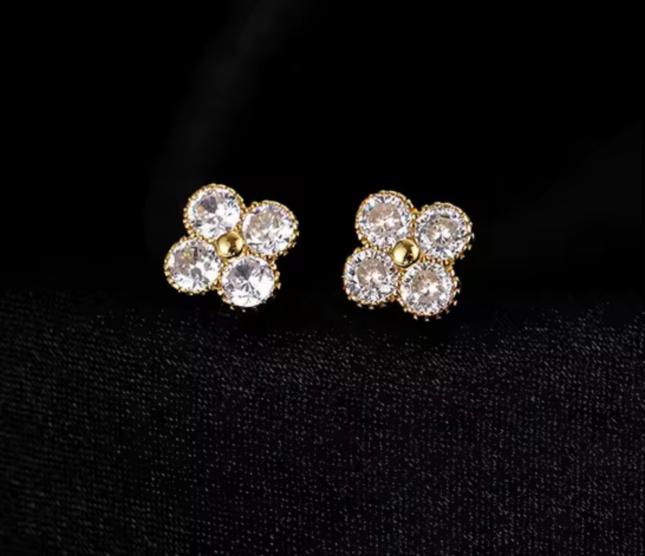 Sterling Silver / Gold Clover Style Stud Earrings
