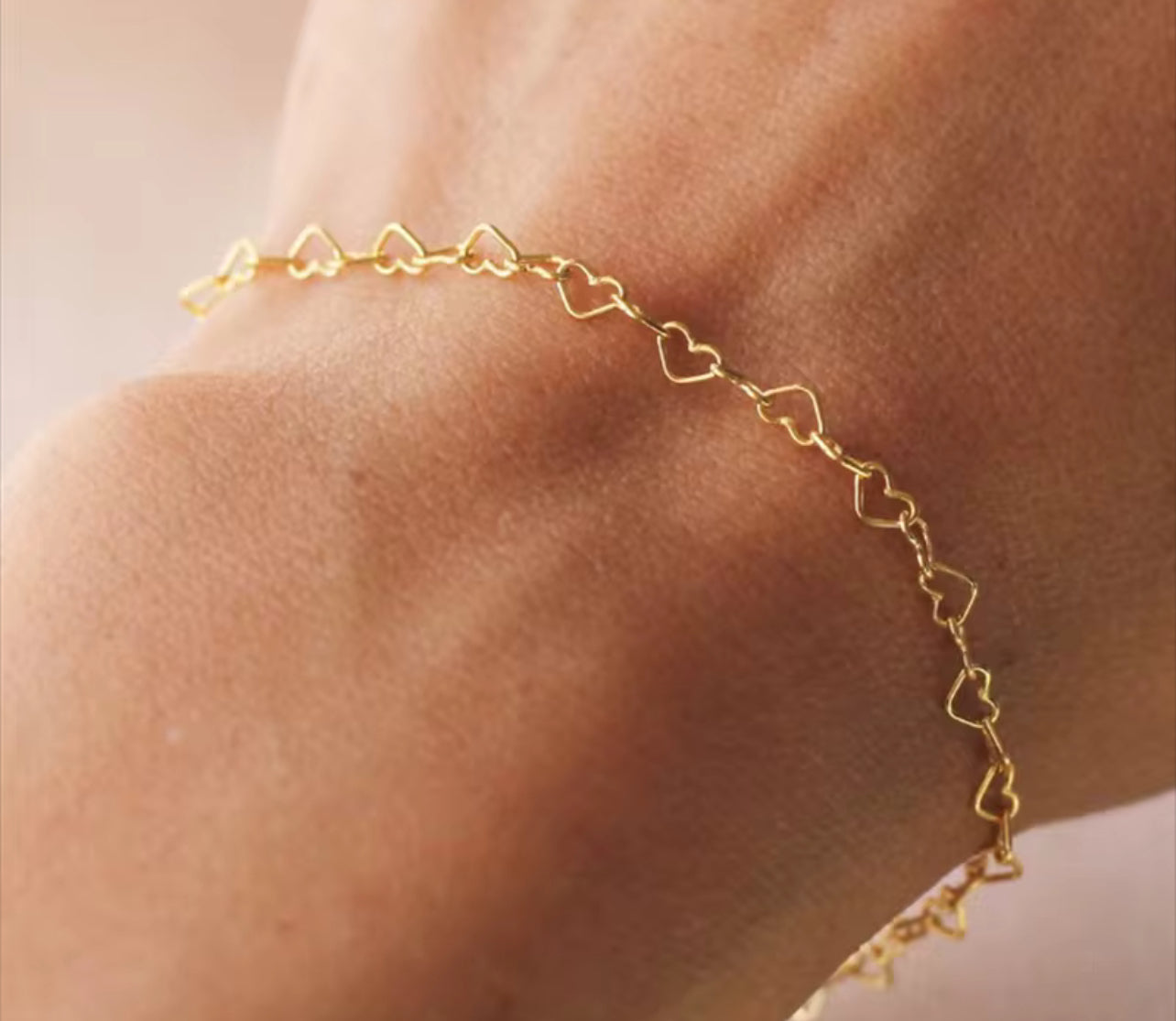 14K Gold Love Heart Dainty Womens Bracelet