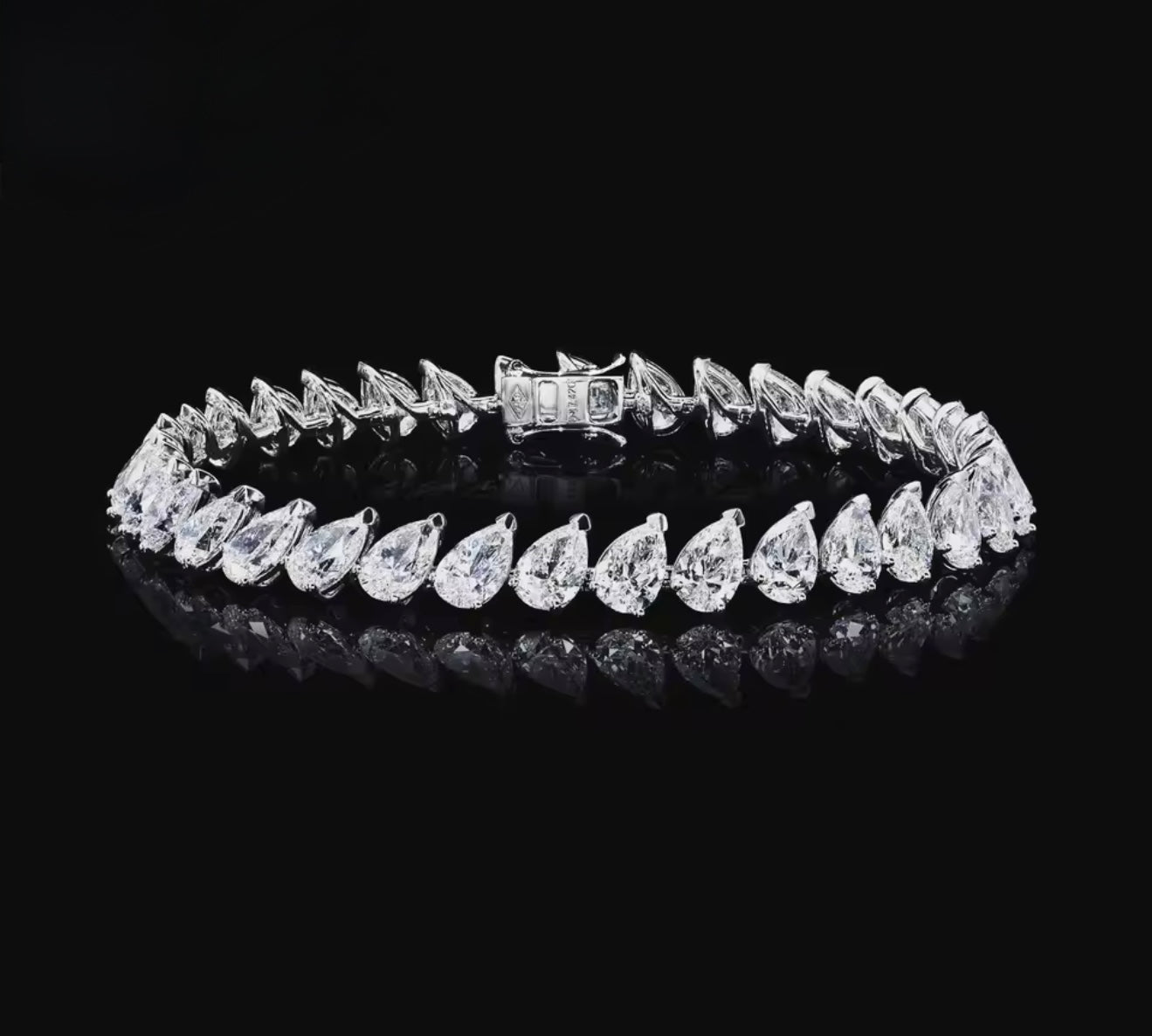 Water droplet / Pear Cut Moissanite Chunky Womens Bracelet