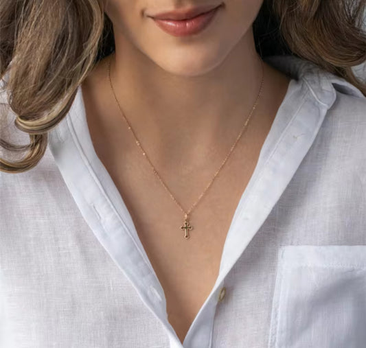 14K Gold Cross Pendant Womens Necklace