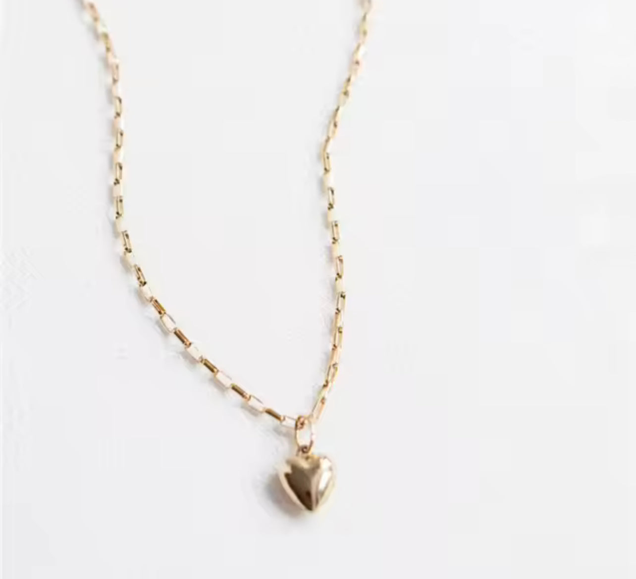 14K Gold Love Heart Pendant Necklace