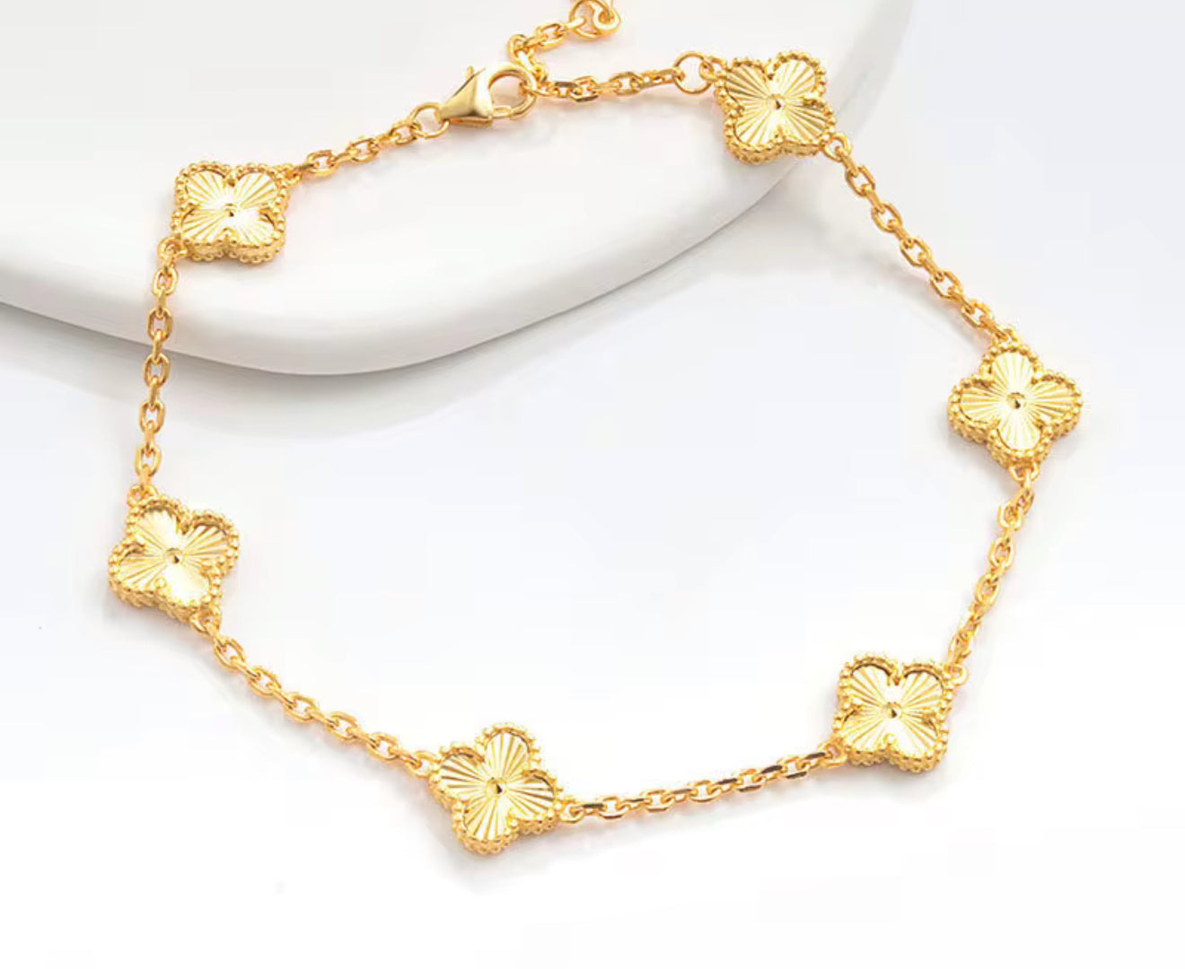 Gold Four Leaf Clover Bracelet