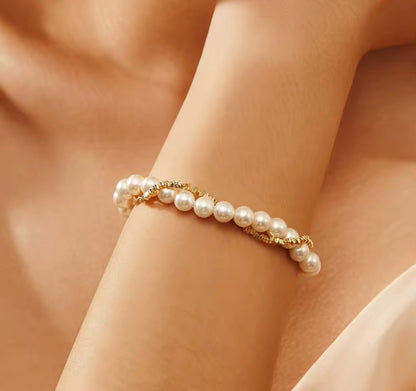 Fresh Water White Pearl Bracelet Silver / Gold