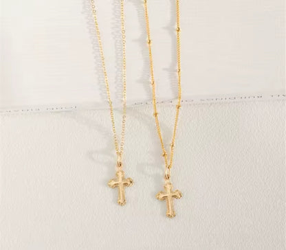 14K Gold Cross Pendant Womens Necklace