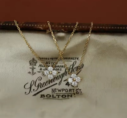 Gold Clover Design Dainty Necklace
